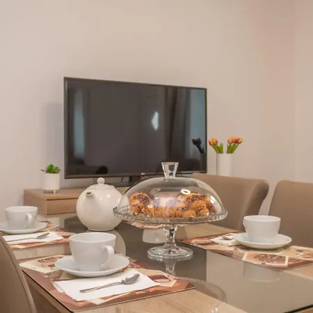 Appartamento Teresa - Great Location & Parking